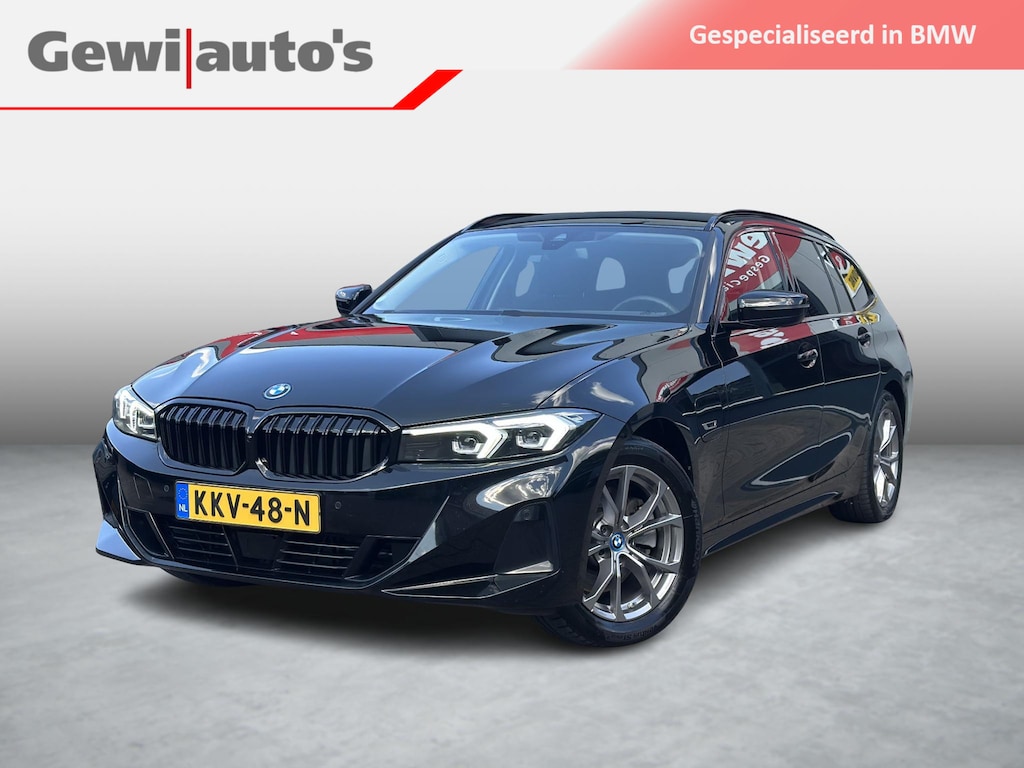 BMW 3-Serie Touring 330e Shadow Line SOH 96,4%