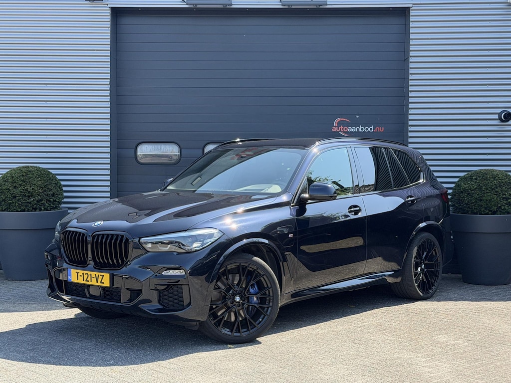 BMW X5 xDrive45e High Executive M-Sport | Luchtvering | 22 Inch Lichtmetalen Velgen | Head-Up Display | Elektrische Trekhaak |