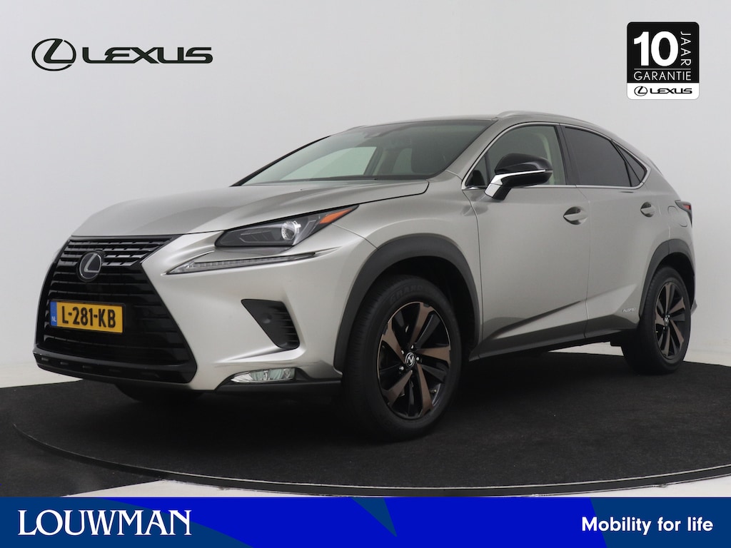 Lexus NX 300h AWD Luxury Line | Dealeronderhouden | Lederen bekleding | Stoelverwarming | Cruise Control Adaptive | Climate Control | Elektrische Achterklep | Parkeersensoren achter |