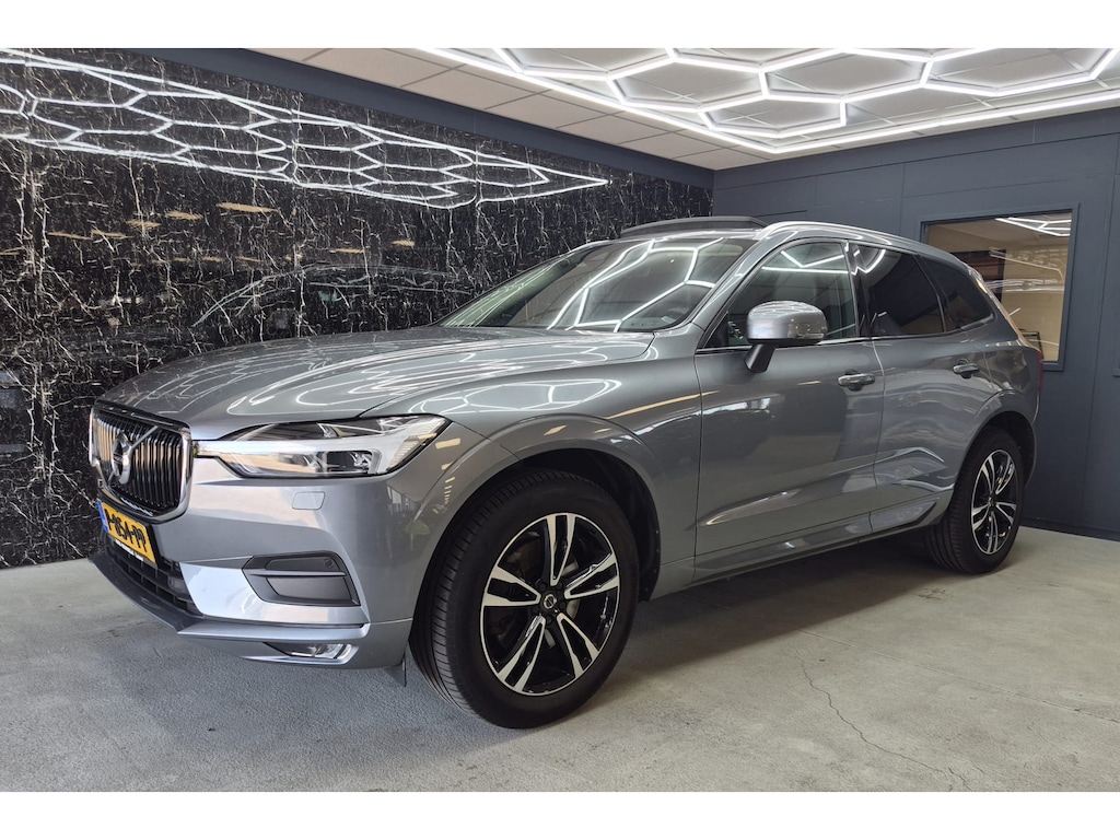Volvo XC60 2.0 T5 Inscription /pano /Harman Kardon/ stoelverwarming / achteruitrij camera