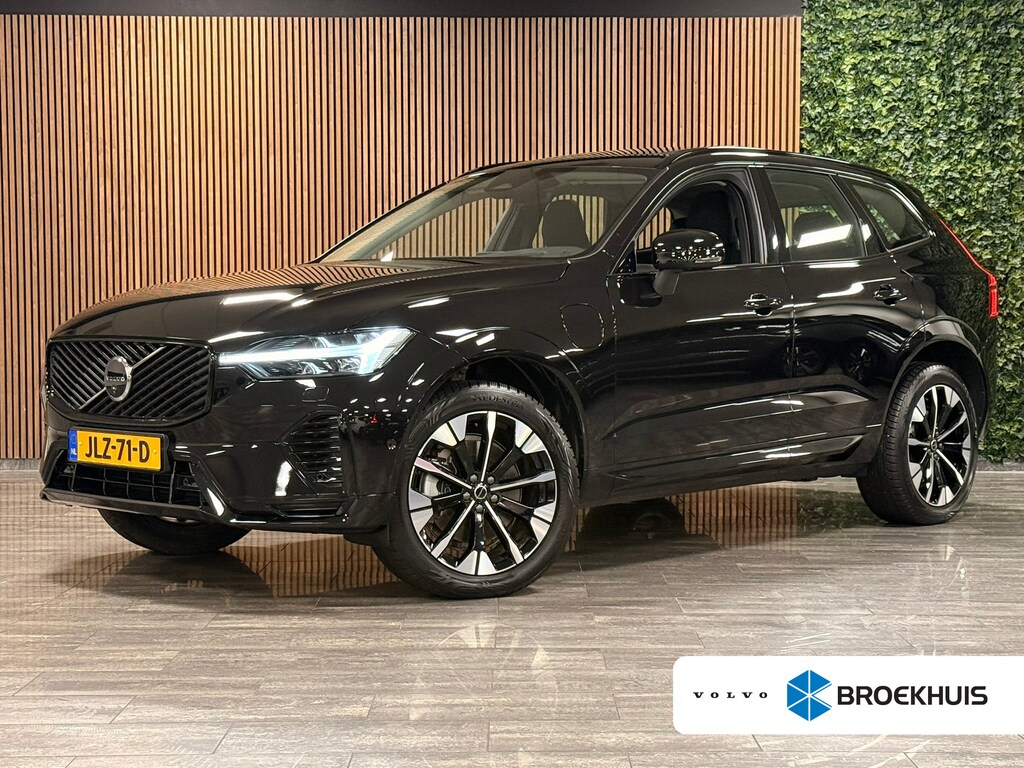 Volvo XC60 T6 AWD Recharge Ultra Dark | Facelift | Luchtvering | Trekhaak | All Season banden | 360° Camera | Head-Up Display | Harman Kardon | Adaptieve Cruise Control | Stoelverwarming voor+achter | Stuurwielverwarming | Full LED Meesturende koplampen | Pilot Assist | BLIS Dode Hoek Detectie | Elektrische voorstoelen geheugen | Quilted Nordico bekleding | Zitting verlenging voorstoelen | Lederen Dashboard | Schuifdak | 20 Inch | Google Infotainment | Keyless Drive | Parkeersensoren voor+achter | Elektrisch bedienbare achterklep | DAB Radio | Apple Carplay/Android Auto | Draadloos telefoon opladen | Volvo On Call met mobiele App functie | Onyx Black Metallic |