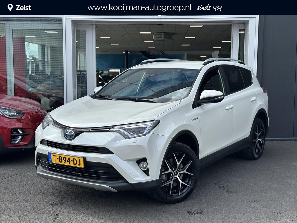 Toyota RAV4 2.5 Hybrid AWD Style | Trekhaak | All-season | Dodehoeksensor | Elektrische bestuurdersstoel |