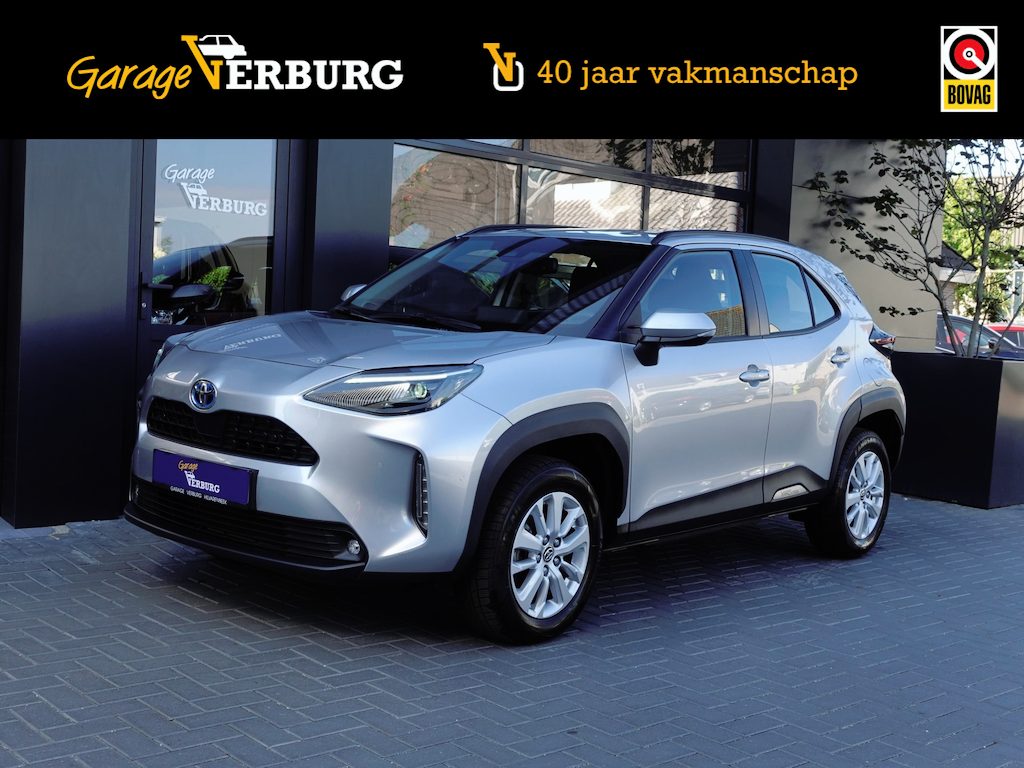 Toyota Yaris Cross 1.5 Hybrid Business Plus (Navi/Carplay,Elek.achterklep,PDC V+A,Keyless,Camera,AdapCruise,Stoel/stuurverwarming)
