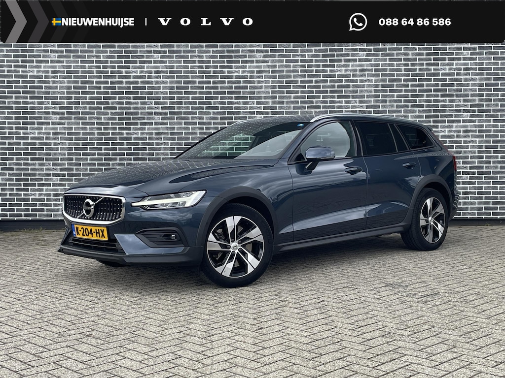 Volvo V60 Cross Country 2.0 B5 AWD Pro | Trekhaak | Panoramadak | Lederen Bekleding | Alarm | Keyless Entry | Elektrische Achterklep | Elektrisch Verstelbare Voorstoelen | Achteruitrijcamera | Parkeersensoren | Navigatie | Apple Carplay | Android Auto