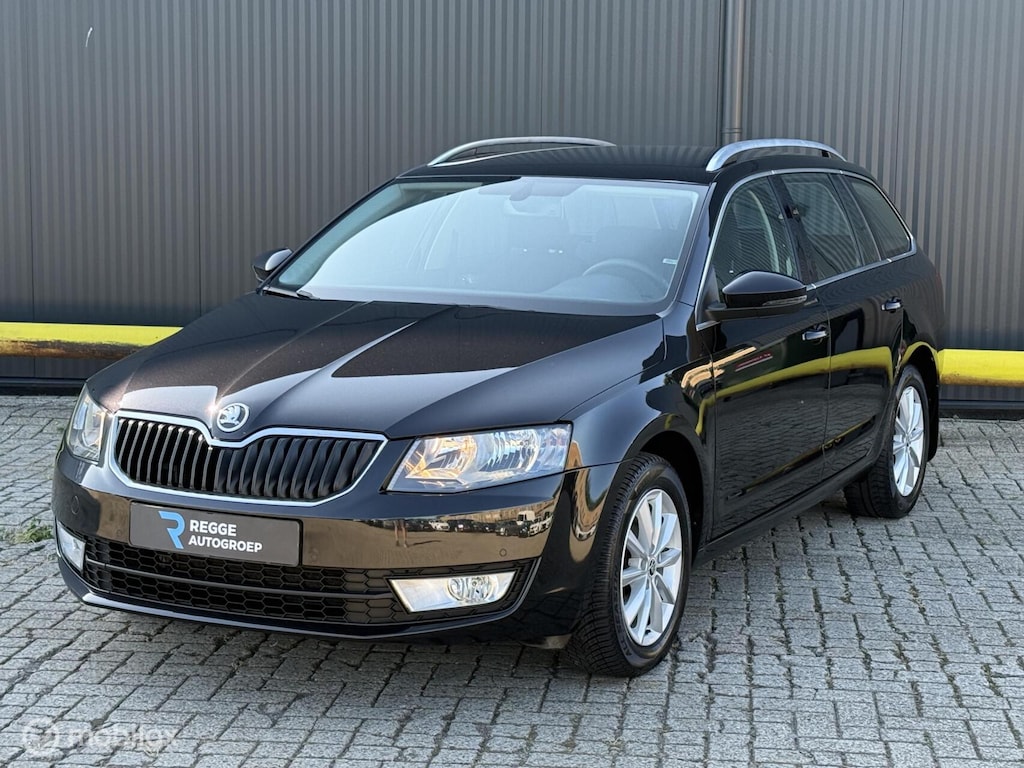 Skoda Octavia Combi 1.2 TSI Elegance AUTOMAAT | CLIMA | PDC