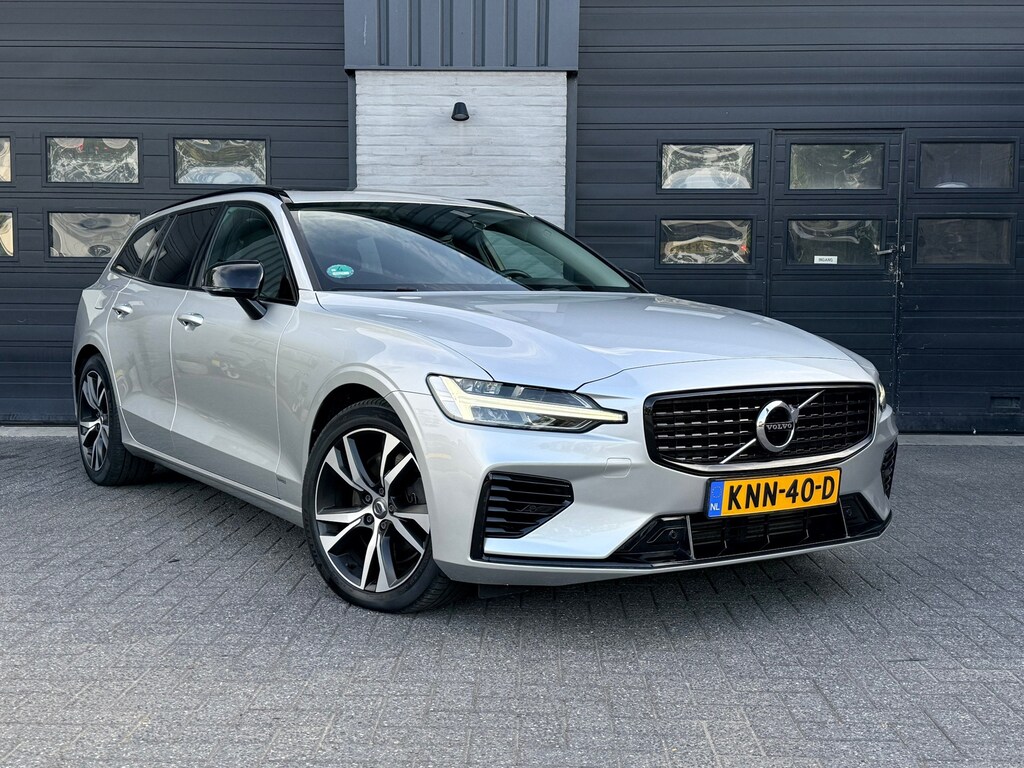 Volvo V60 2.0 T6 Recharge AWD R-Design, Panoramadak, Head-up