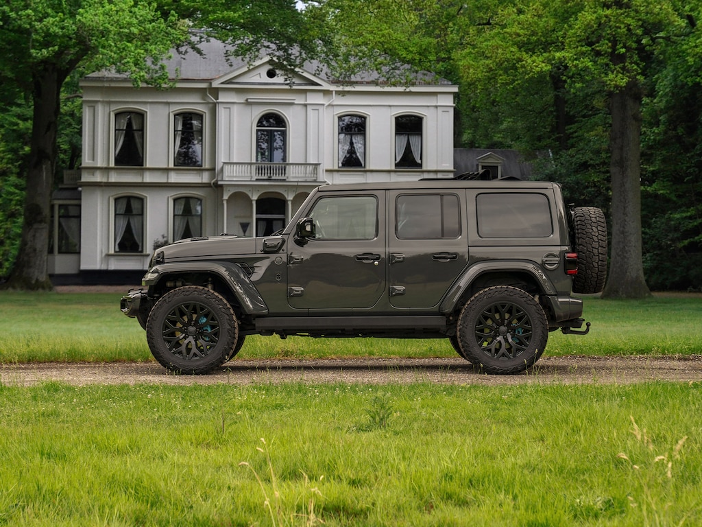 Jeep Wrangler Brute Richmond 4xe 380 Sahara | 1e eigenaar
