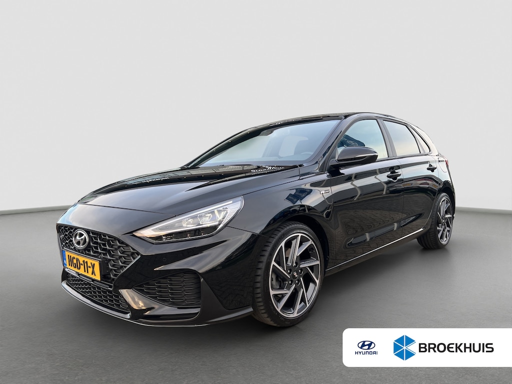 Hyundai i30 1.5 T-GDi 160pk MHEV N-Line Camera | Dodehoek detectie | Bestuurdersstoel met geheugen | Draadloos laden | LED lampen | Keyless entry | Navigatie | Stoelverwarming | Parkeersensoren voor en achter