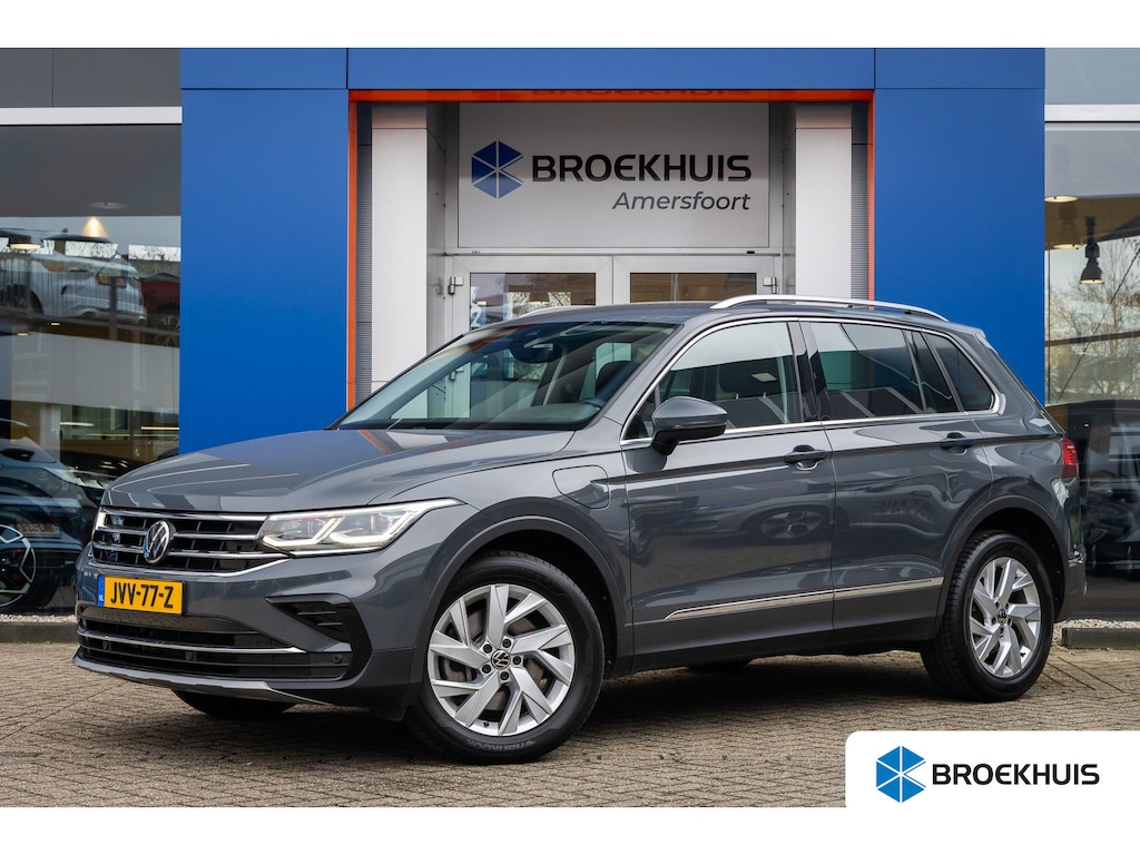 Volkswagen Tiguan 1.4 TSI eHybrid Elegance PHEV | IQ.Light | Stoel+stuur verwarming | Adap cruise | Navi | Apple Carplay/Android Auto | Apple Carplay/Android Auto | Cruise control adaptief | Elektrisch bedienbare achterklep met sensorsturing