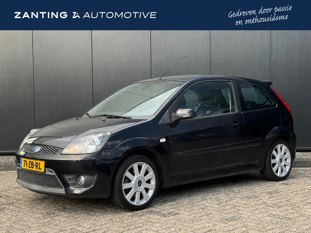 Ford Fiesta 150PK 2.0-16V ST | Origineel NL! | 100% Onderhoudshistorie! | Compleet Originele Staat | Kuipstoelen