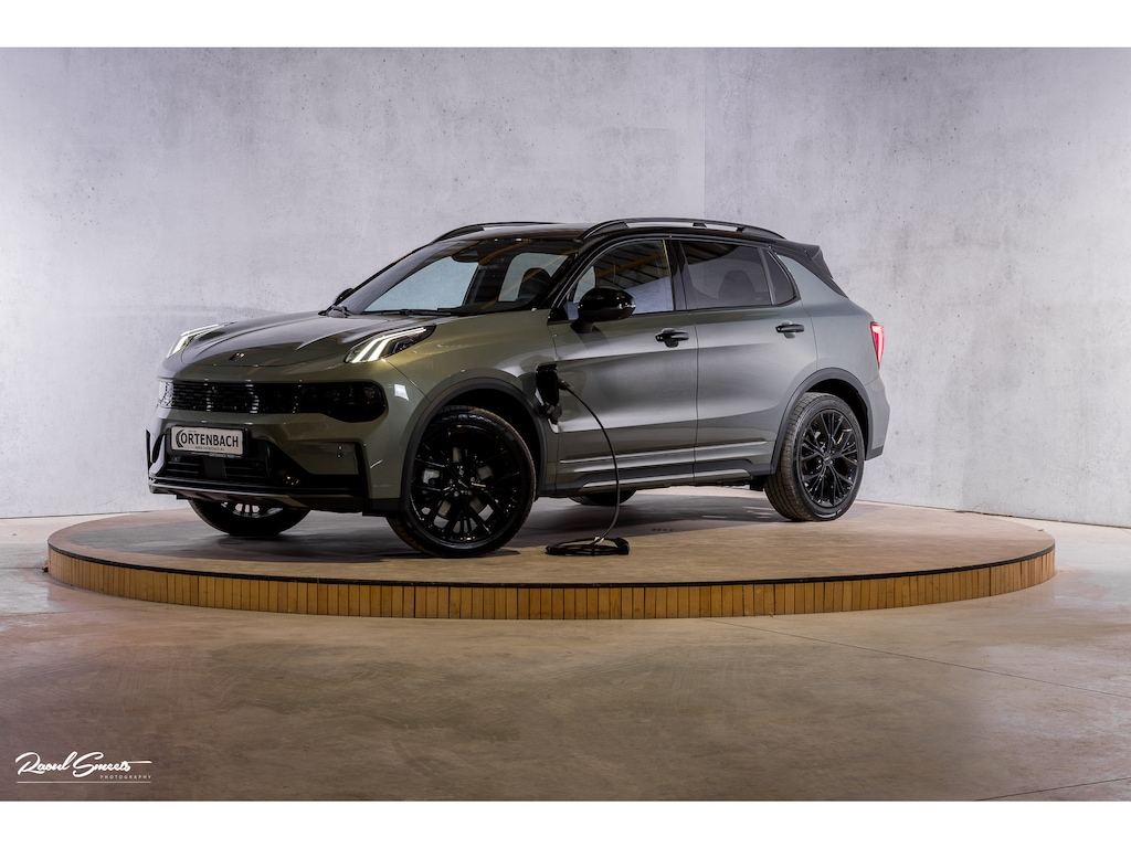 Lynk & Co 01 1.5 More | 4 Jaar fabrieksgarantie | Panoramadak | Memory | Adaptieve cruise | Blis |