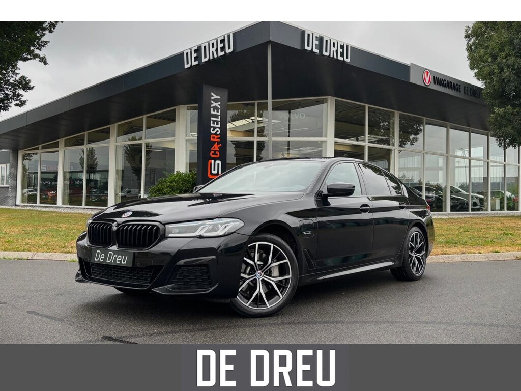 BMW 5-Serie 530e Business Edition Plus | PANO | TREKHAAK | MEMORY | HUD |