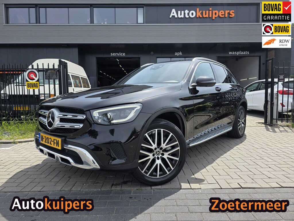 Mercedes-Benz GLC 300e 4MATIC Premium Plus
