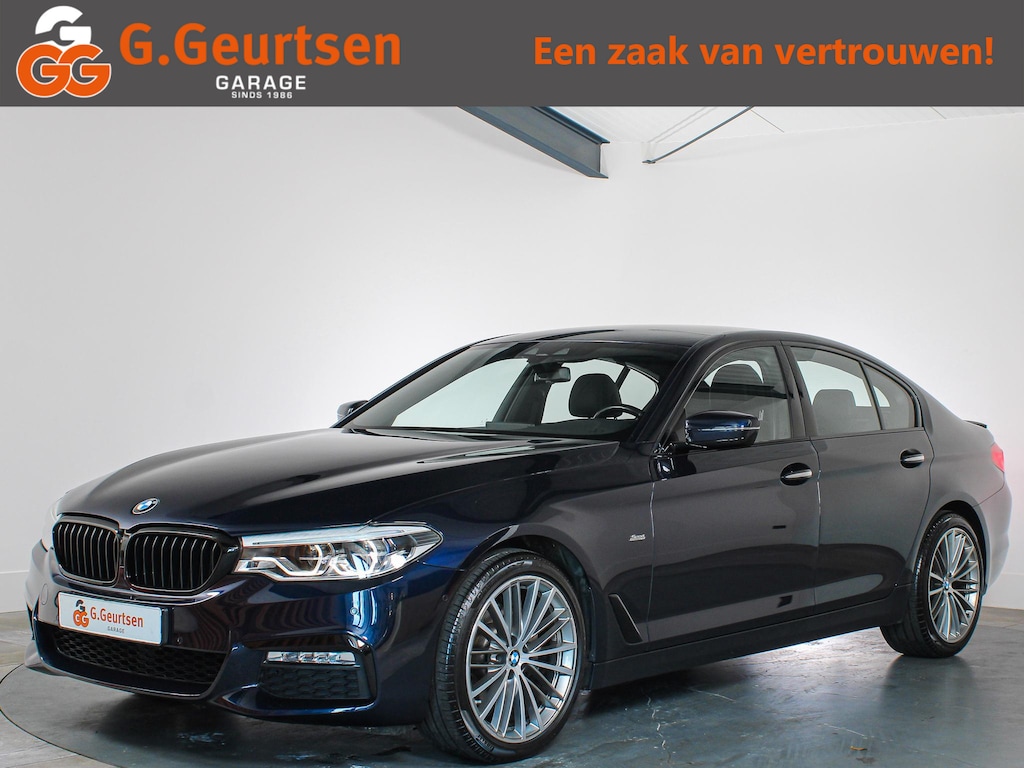 BMW 5-Serie 520i High Executive Sportline M-sport LED, Volleder, Trekhaak, Memory, Goed onderhouden!