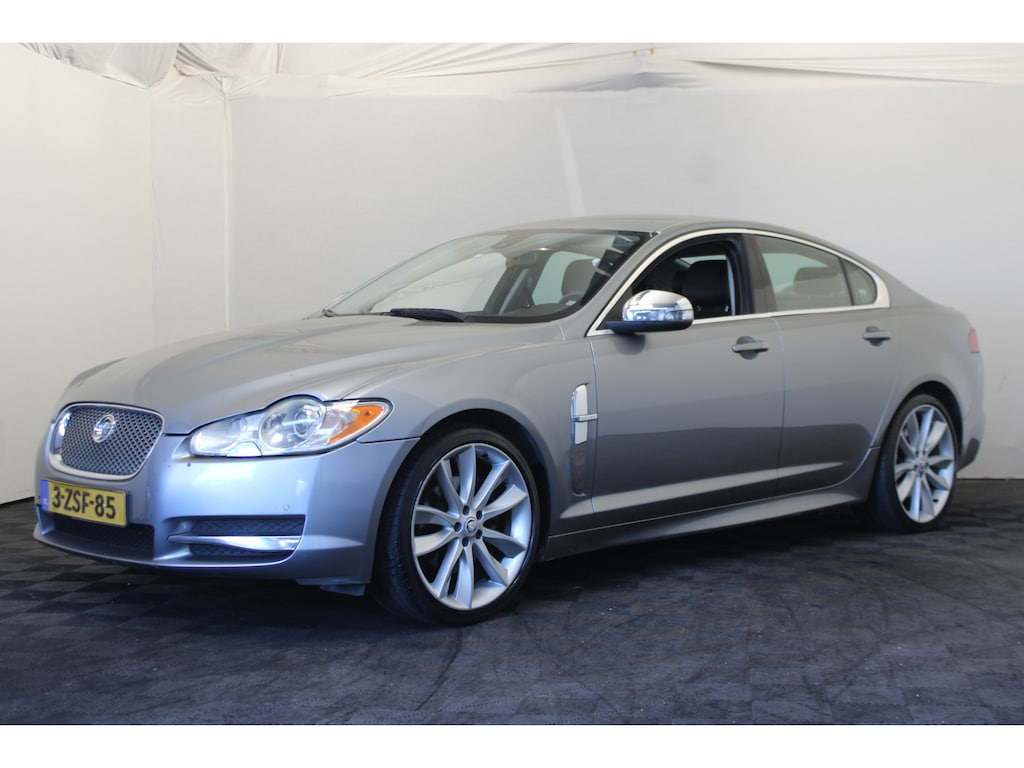 Jaguar XF 2.7D V6 Luxury