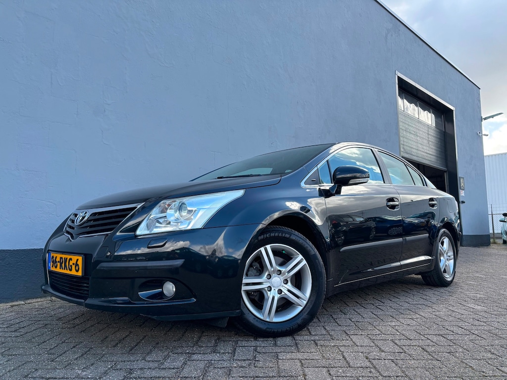 Toyota Avensis 1.8 VVTi Business