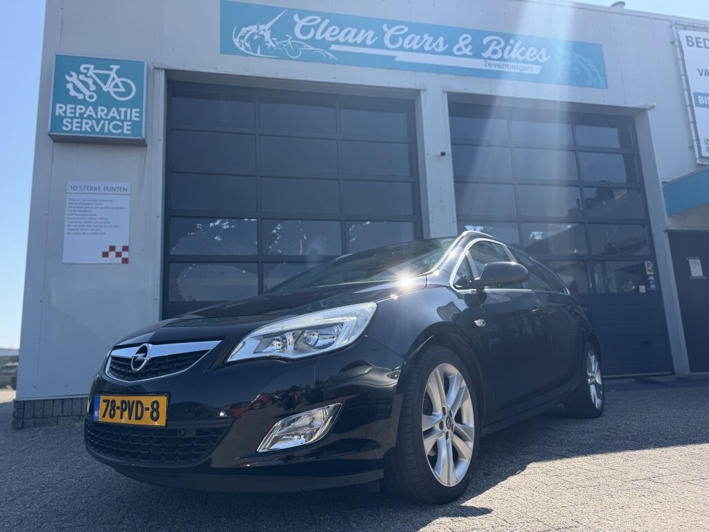 Opel Astra Sports Tourer 1.4 Turbo Cosmo
