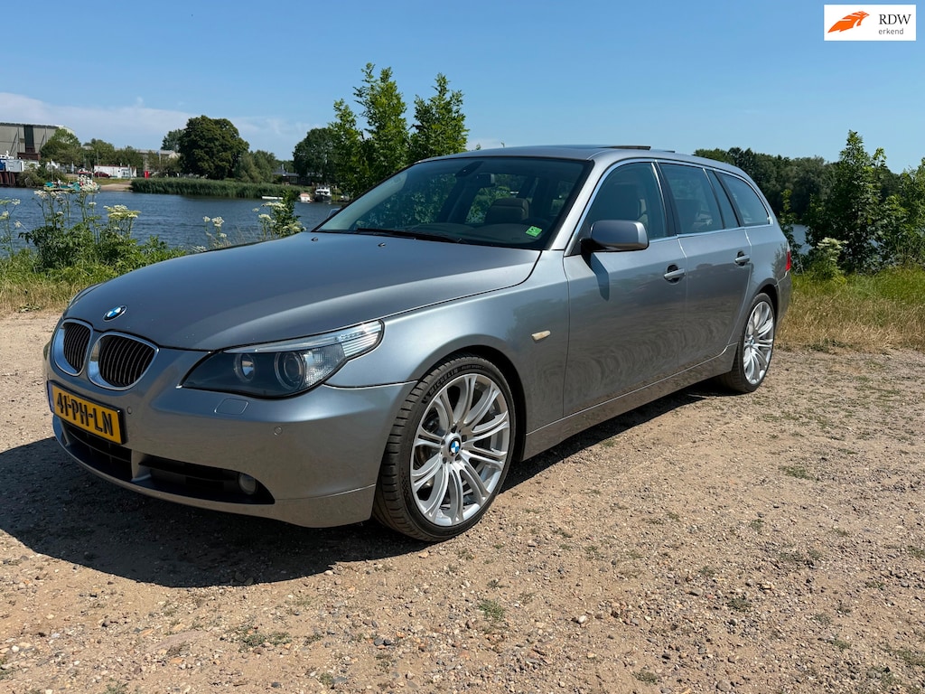 BMW 5-Serie Touring 545i Uniek ! Enigste in NL 6-Bak NL-Geleverd