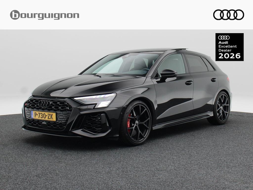 Audi RS3 Sportback 2.5 TFSi 400 Pk Automaat | Stoelverwarming | Adaptive cruise | Panorama dak | Camera | Bang & Olufsen | Matrix LED | 19 Inch | 65.768 Km !!