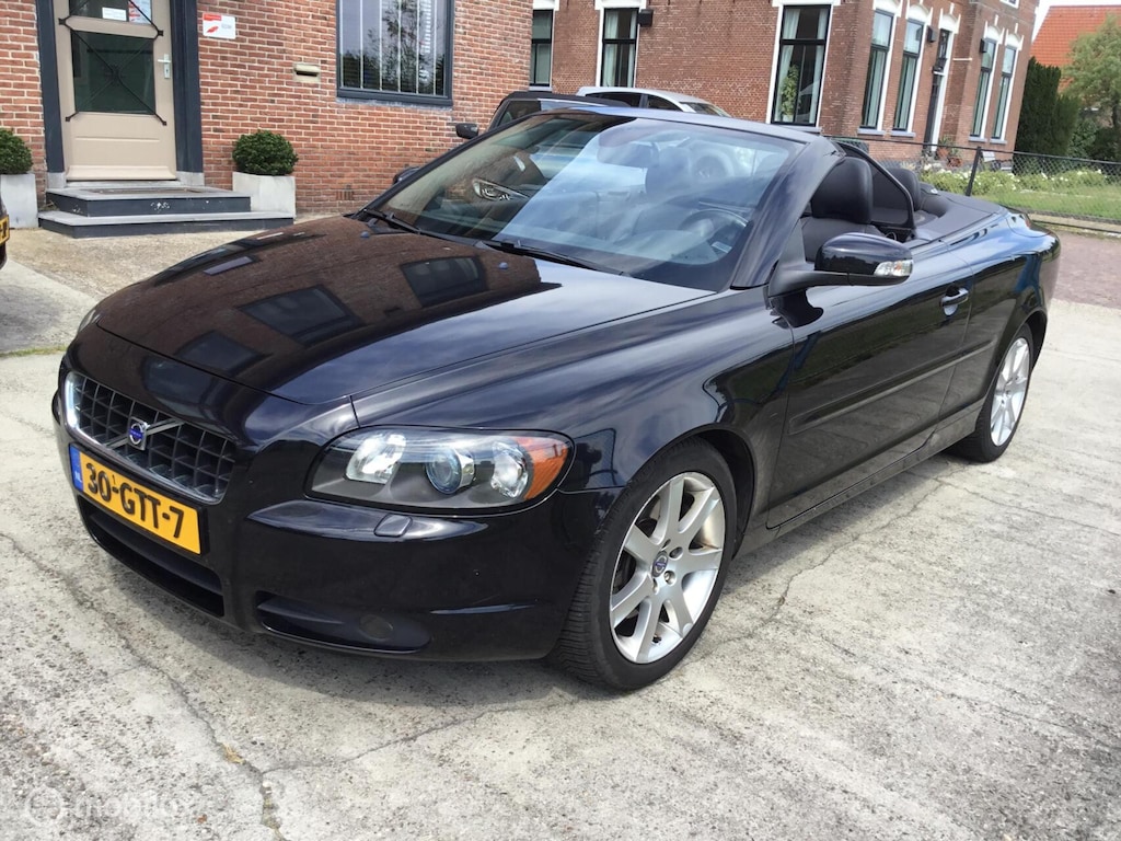 Volvo C70 Convertible 2.4 D5 180 pk Summum youngtimer