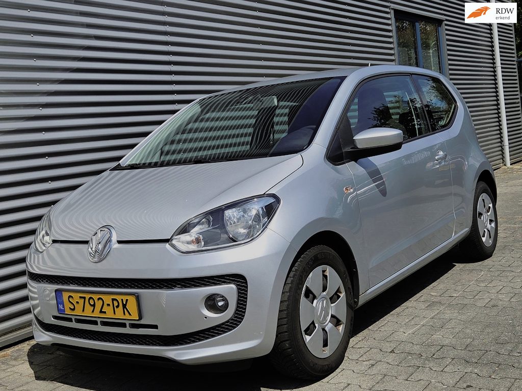 Volkswagen Up! 1.0 high up! BlueMotion 04-2013 Reflex Silver Metallic