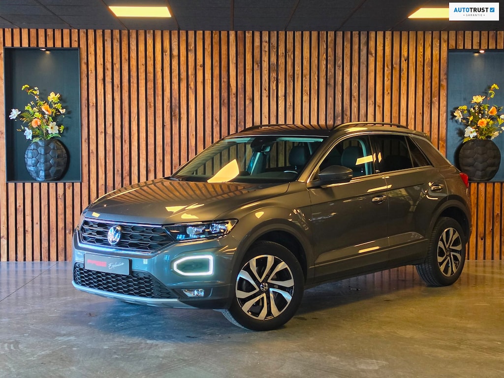 Volkswagen T-Roc 1.5 TSI Sport l DSG l Led l Carplay l Camera l Virtual
