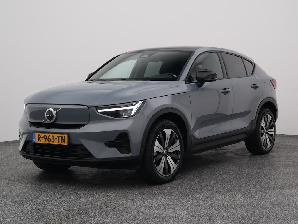 Volvo C40 Recharge Core 69 kWh | PANO | CAMERA | STOEL- EN STUURVERW.