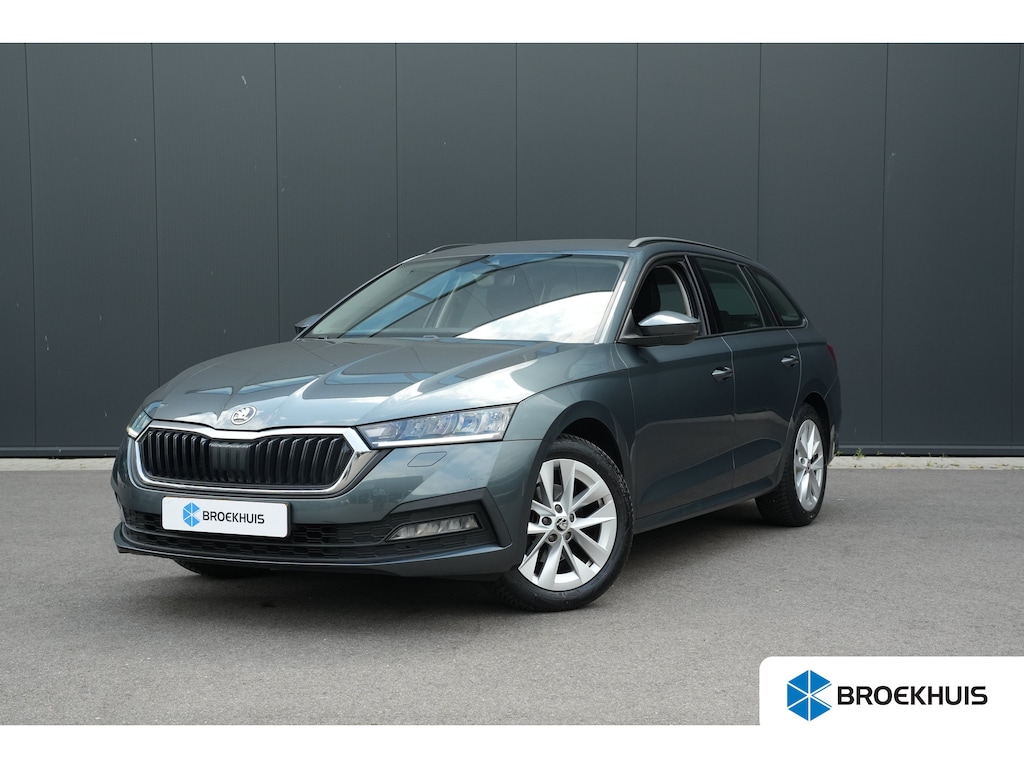 Skoda Octavia Combi 1.5 TSI 150pk Business Edition | Adaptive Cruise | Stoelverwarming | Parkeerhulp Achter | 17"