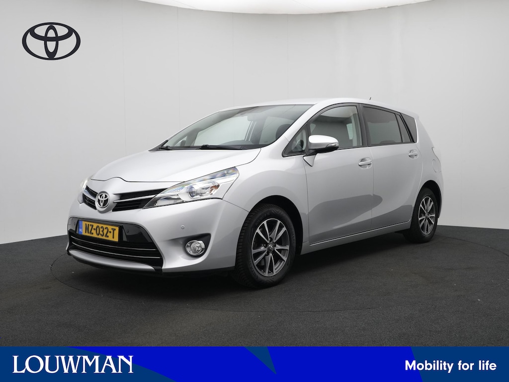 Toyota Verso 1.8 VVT-i Aspiration