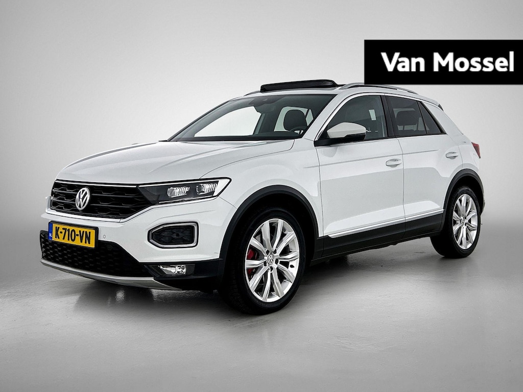 Volkswagen T-Roc 1.5 TSI Sport | 150 PK | Automaat | Digital Cockpit PRO | Apple Carplay / Android Auto | Panoramaschuif-kanteldak | Stoelverwarming | Elektrische Kofferbak |