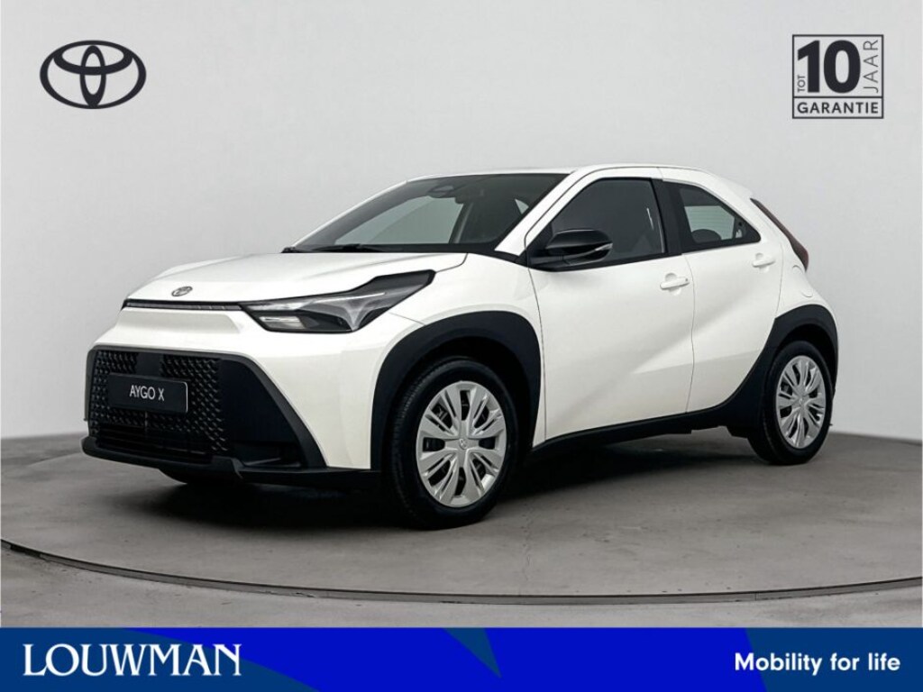 Toyota Aygo X Hybrid 115 play | Apple CarPlay/Android Auto | Cruise control Adaptive | Achteruitrijcamera | Airco |