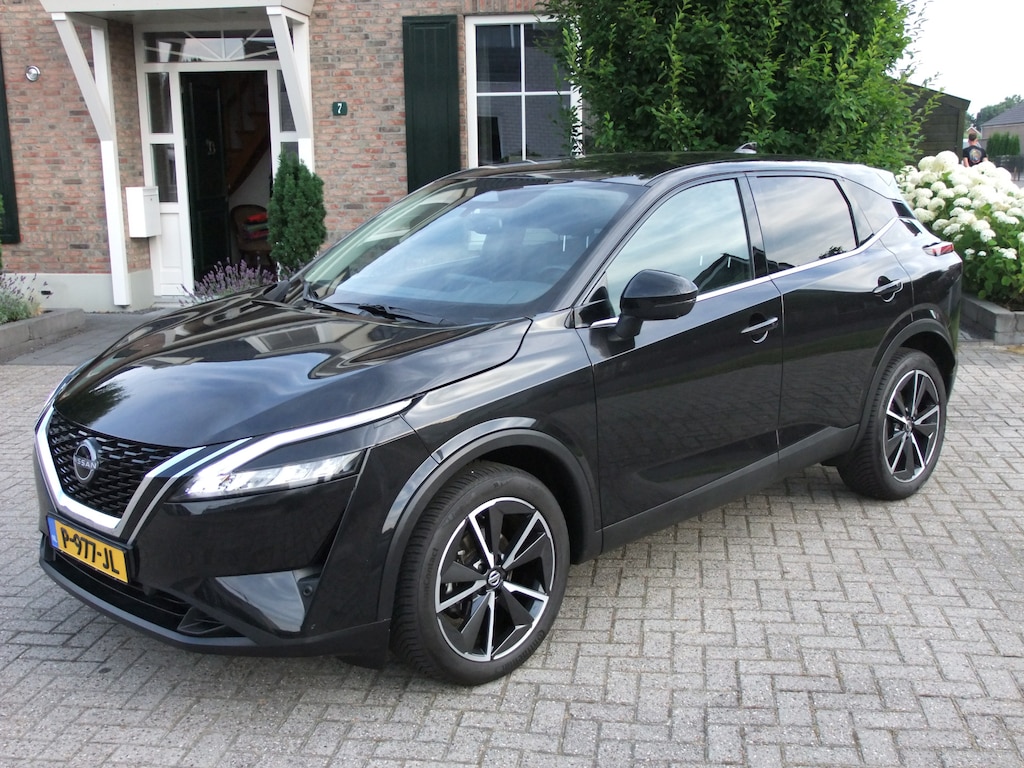 Nissan Qashqai 1.3 MHEV Xtronic N-Style , 360 Camera , Adap-cruise , carplay, Led , Keyless enz.