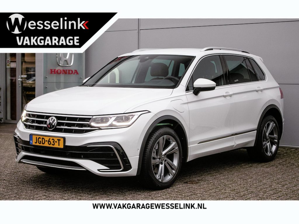 Volkswagen Tiguan 1.4 TSI eHybrid R-Line Business+ - Trekhaak | Winter pack | HUD |  Dode hoeksens. | Ad. Cruise | IQ LED