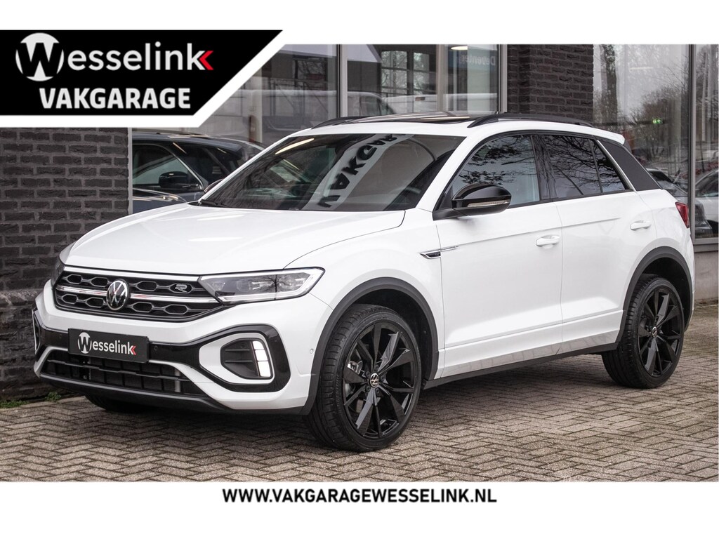 Volkswagen T-Roc 1.5 TSI R-Line Edition | Black edition | Adapt cruise | Panorama dak | 19" LM