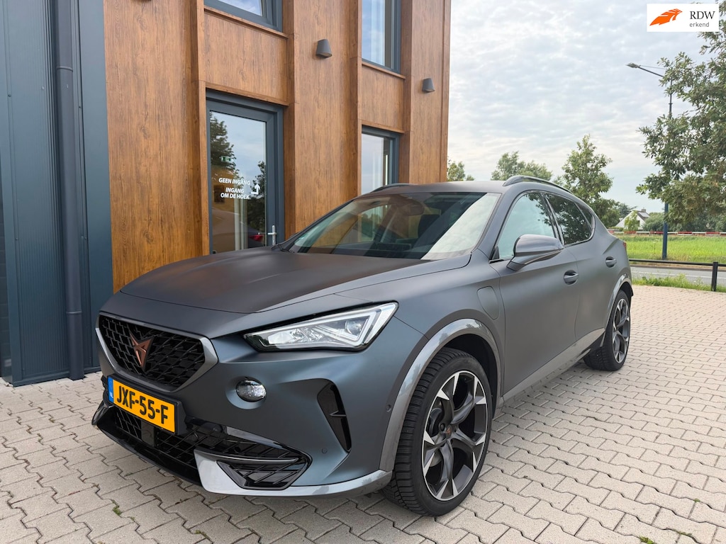 CUPRA Formentor 1.4 e-Hybrid Performance l trekhaak l matte lak