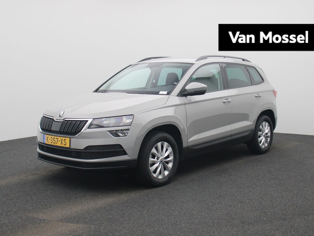 Skoda Karoq 1.5 TSI ACT Business Edition | AUTOMAAT | STOELVERWARMING | NAVIGATIE | PARKEERSENSOREN ACHTER | 16" VELGEN |