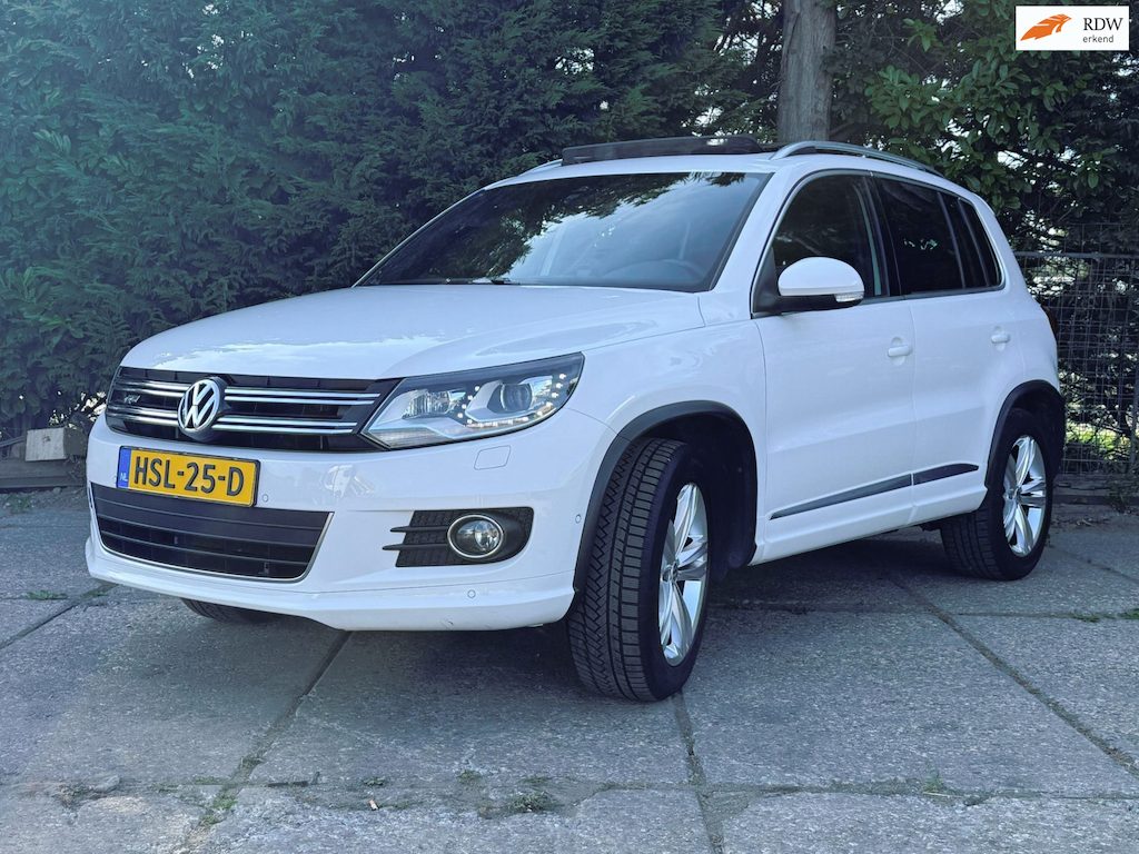 Volkswagen Tiguan 2.0 TSI DSG 3X R line Pano I Goed onderhouden I Camera