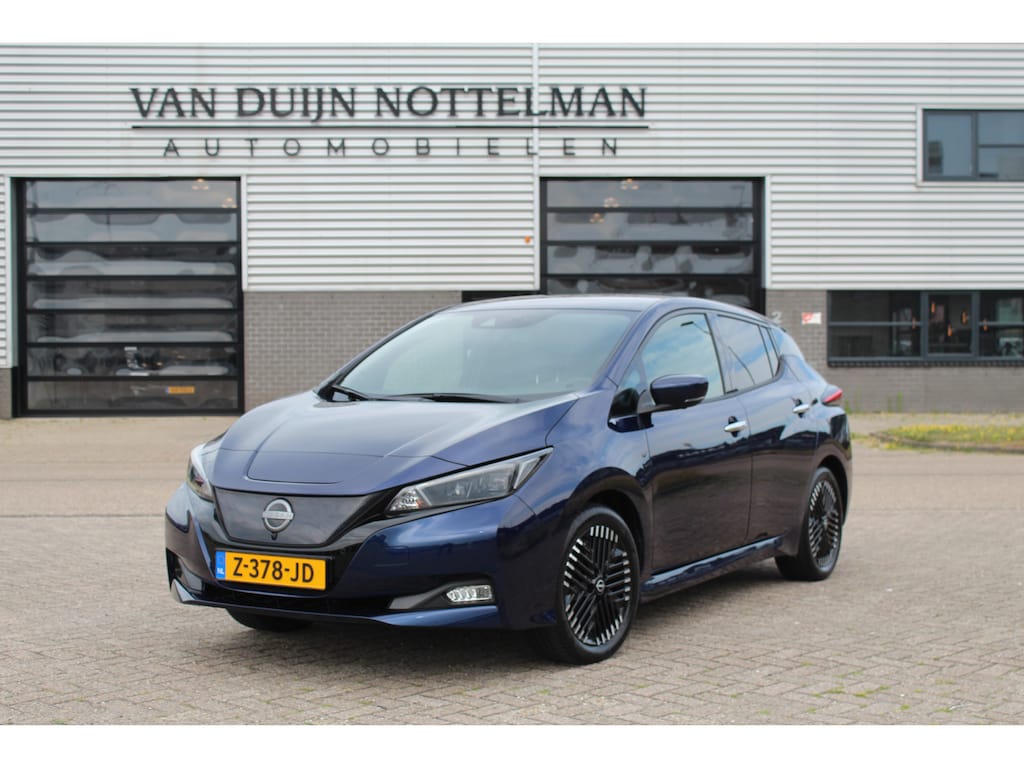Nissan Leaf Tekna 39 kWh / Carplay / 360 Camera / N.A.P.