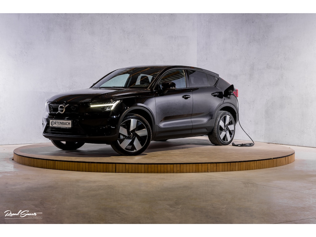 Volvo C40 Recharge Ultimate 69 kWh | Panoramadak | Adaptieve cruise | Blis | Memory |