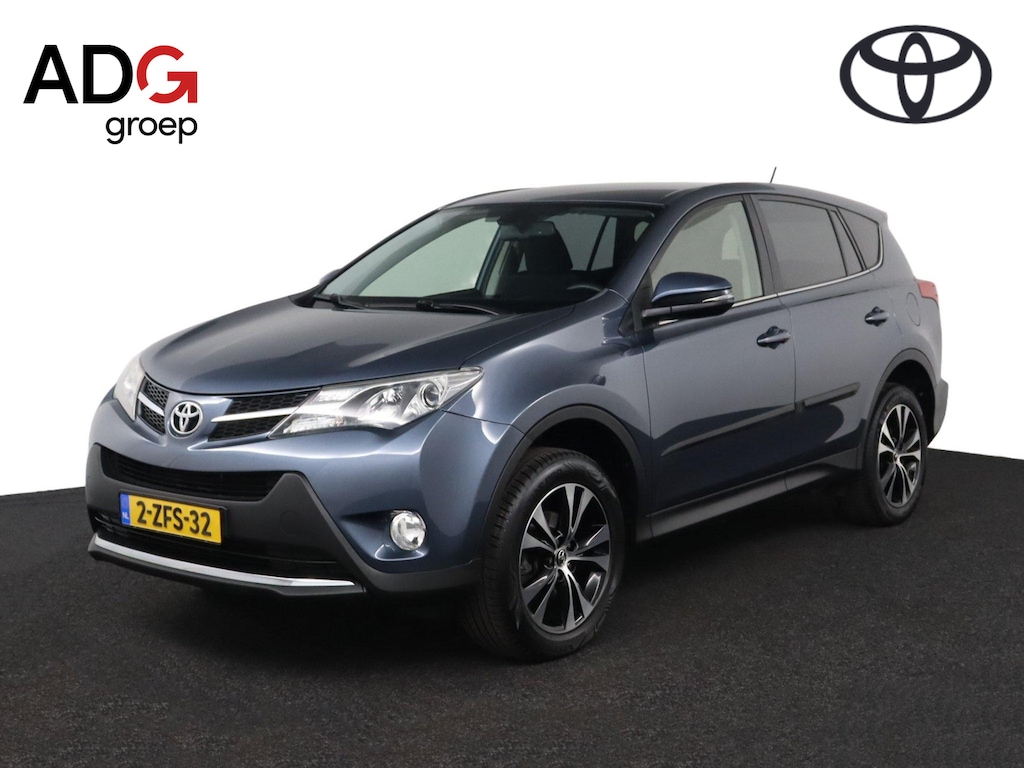 Toyota RAV4 2.0 Style 4WD | Trekhaak | Parkeersensoren | Elektrische Achterklep | Cruise Control |