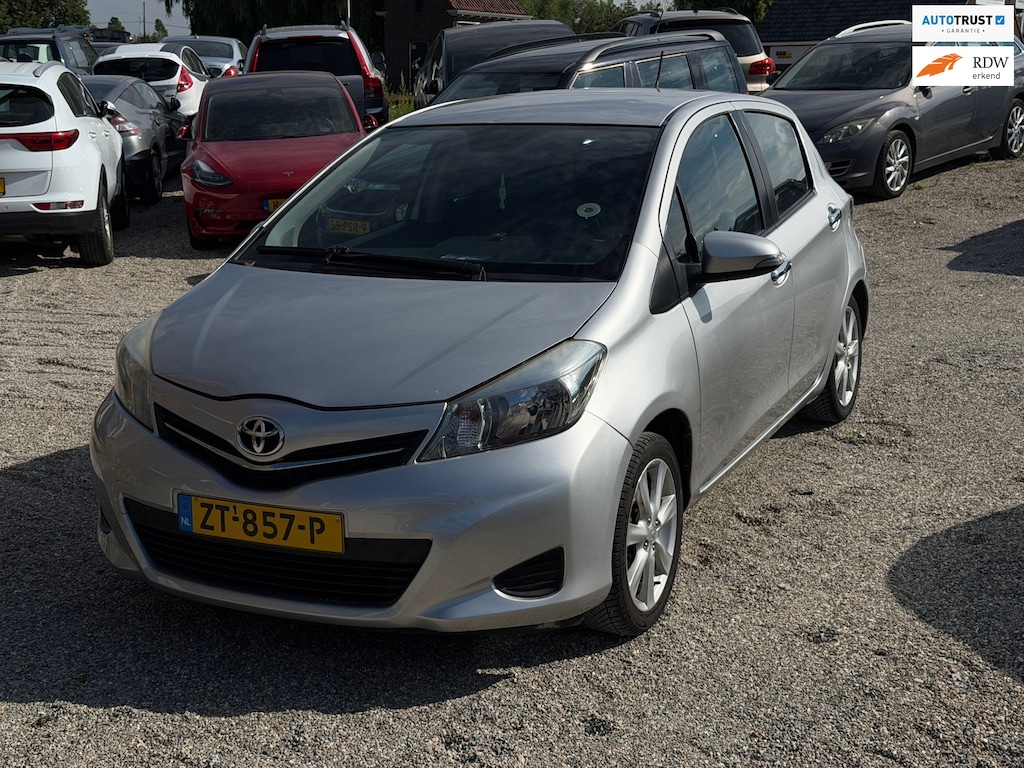 Toyota Yaris 1.3 VVT-i Aspiration Automaat Airco Leer Camera Nette Auto