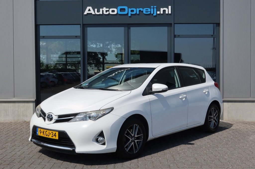 Toyota Auris 1.6 Aspiration 132pk 5drs. Clima, Cruise, Camera, Trekhaak afnb, Dealer onderhouden
