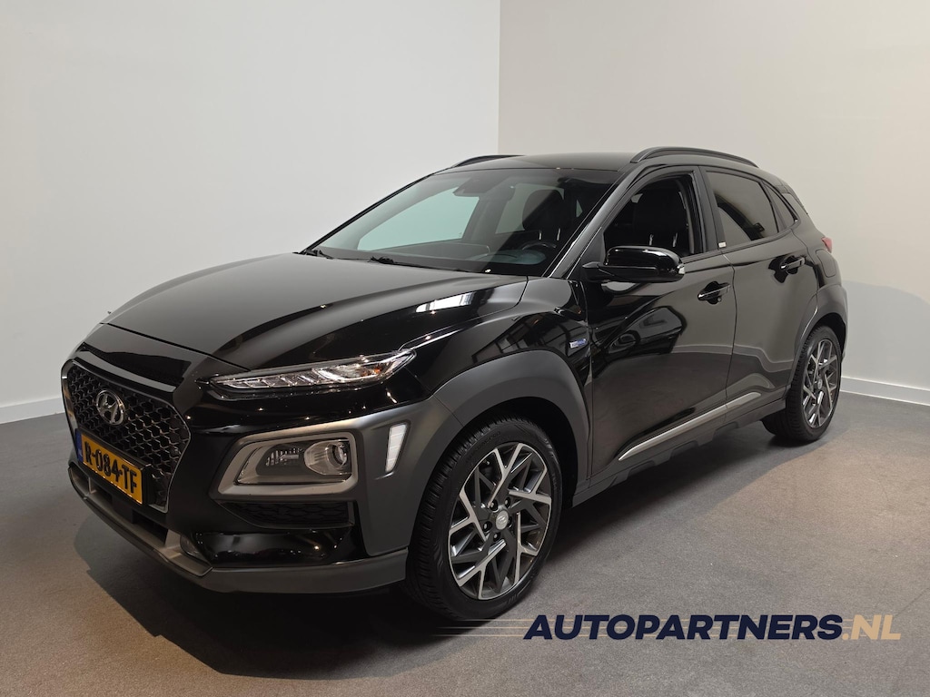 Hyundai Kona 1.6 GDI HEV Premium - Stoelverwarming voor en achter - Stoelventilatie - Stuurverwarming - Apple Carplay/Android Auto - Dodehoekdetectie - Trekhaak