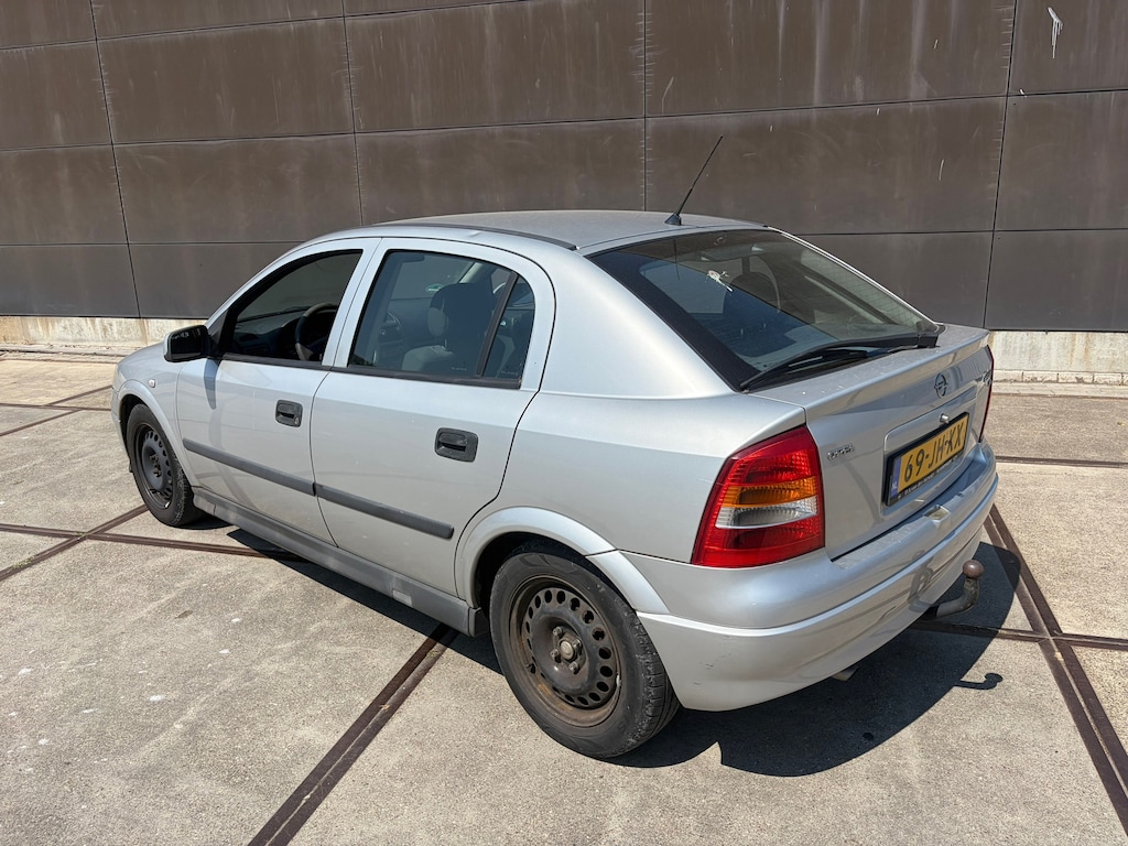 Opel Astra 1.6-16V Edition