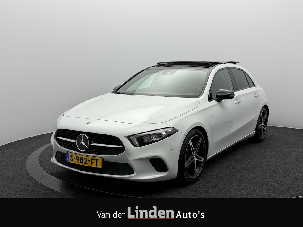 Mercedes-Benz A-klasse 180 Premium Plus | Panoramadak | Sfeerverlichting | Full-Led | Camera | Carplay&Android
