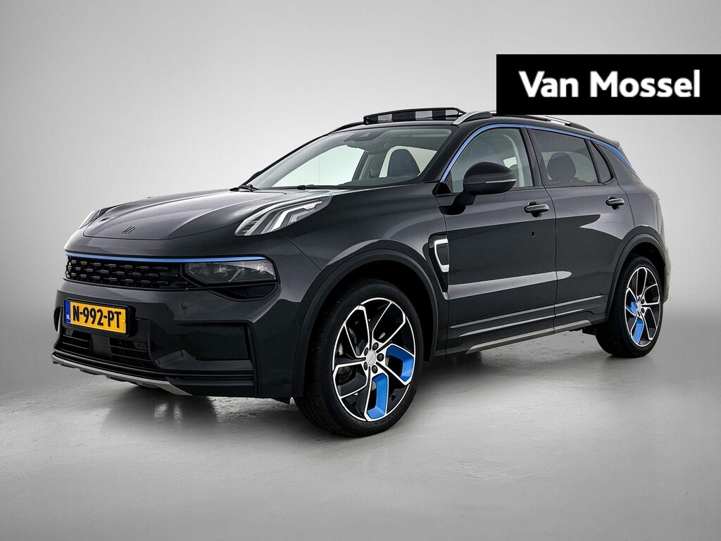 Lynk & Co 01 1.5 261 PK | Automaat | Airco | Stoelverwarming | Cruise Control | Achteruitrijcamera | Panoramadak | Elektrisch verstelbare stoelen |