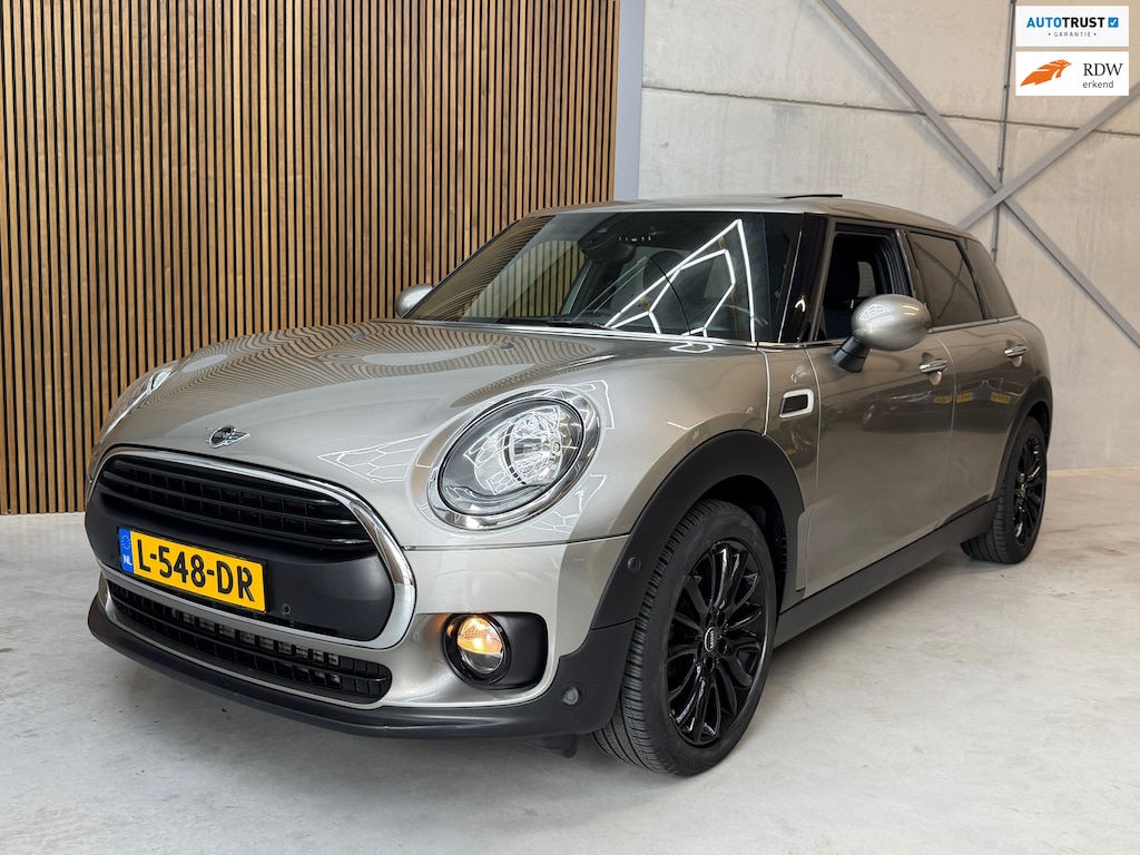 MINI Clubman 1.5 One Chili AUTOMAAT | PANORAMADAK | NAVI |