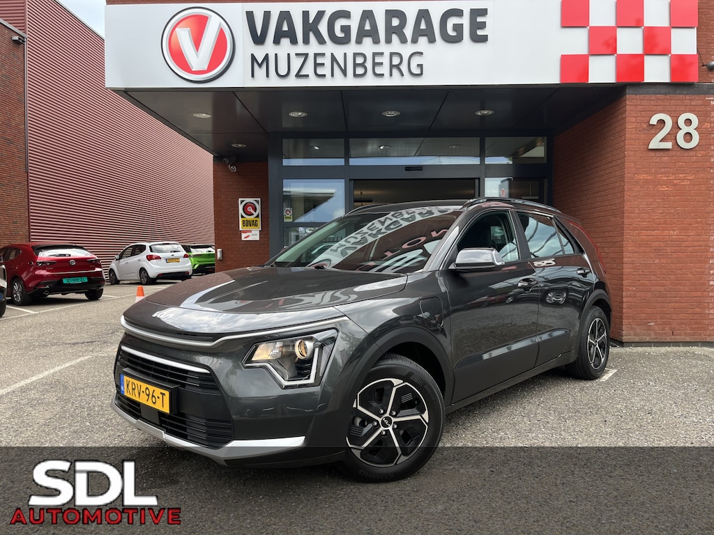 Kia Niro Hybrid 1.6 GDi PHEV DynamicLine // ADAPT. CRUISE // LED // CAMERA+SENSOREN // NAVI+CARPLAY // STUUR+STOELVERWARMING //