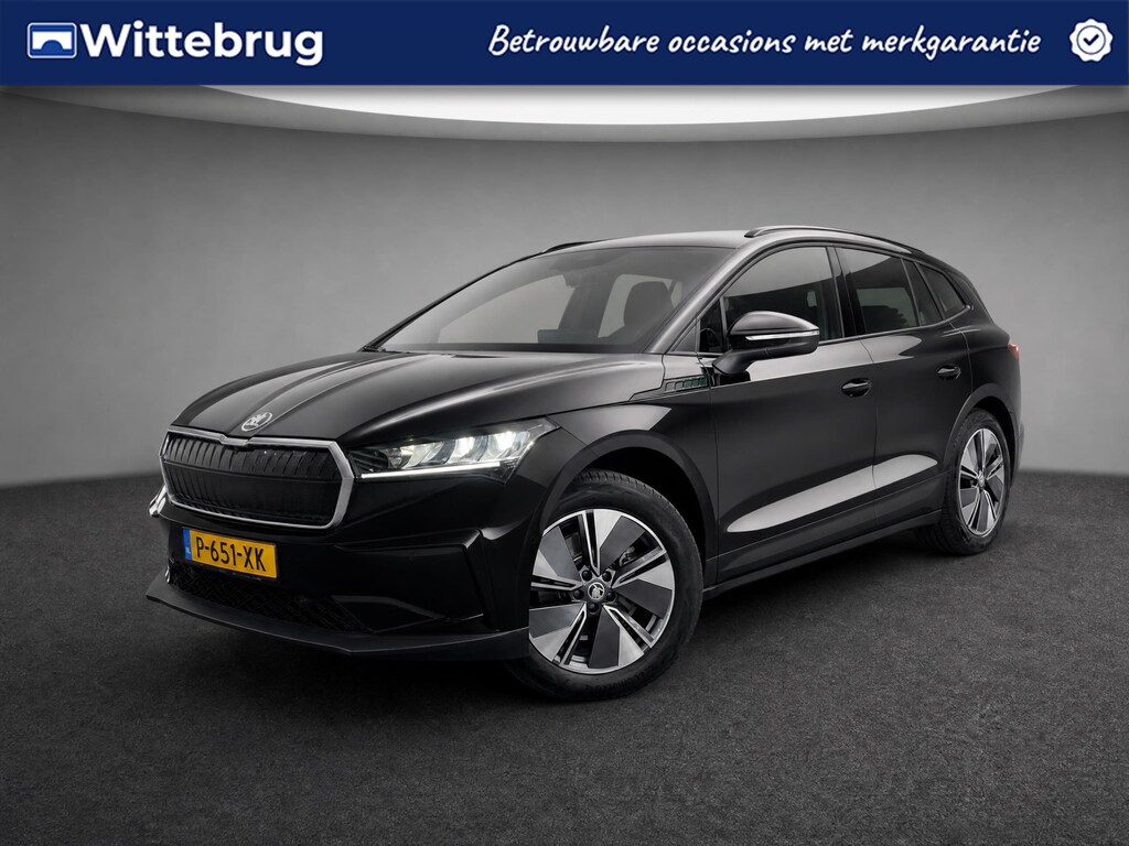 Skoda Enyaq iV 60 / Navigatie / App connect / Camera / Parkeersensoren V+A / Lichtmetaal 19 inch / P4