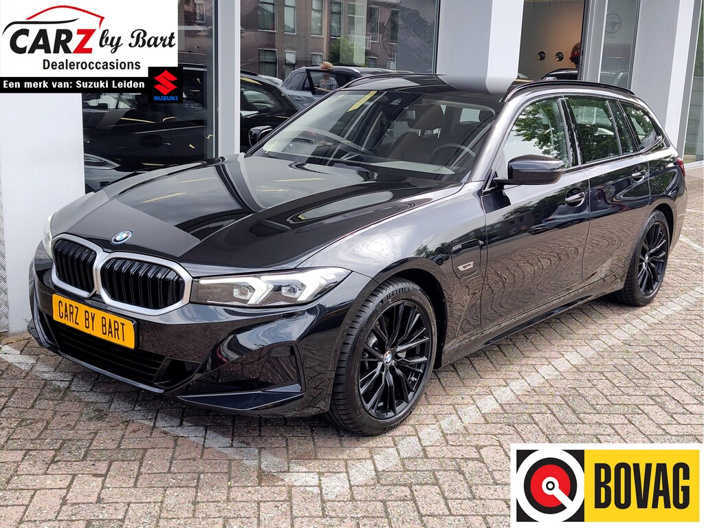 BMW 3-Serie Touring 320e PHEV Leder | Park Assist | Carplay/Android